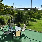 Holiday home Kerasia's And Dora's Garden