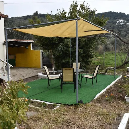 Dom wakacyjny Kerasia's And Dora's Garden Punta