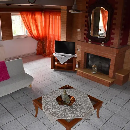 Дом отдыха Kerasia's And Dora's Garden Пунда