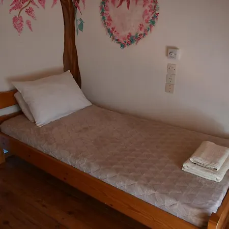 Kerasia's And Dora's Garden Дом отдыха