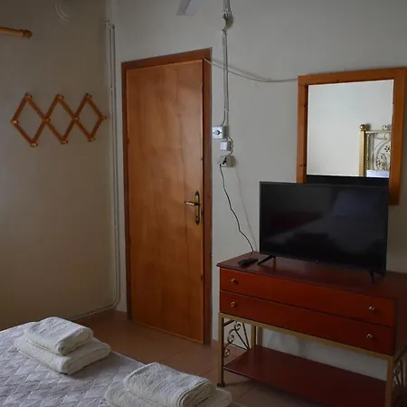 Дом отдыха Kerasia's And Dora's Garden *