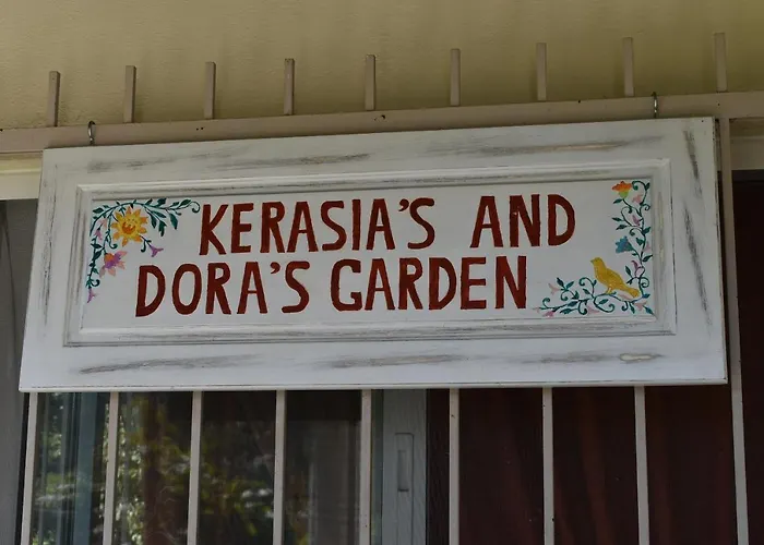 Holiday home Kerasia's And Dora's Garden Punta