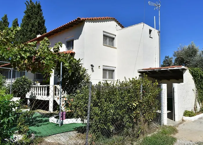 Kerasia's And Dora's Garden Holiday home Punta